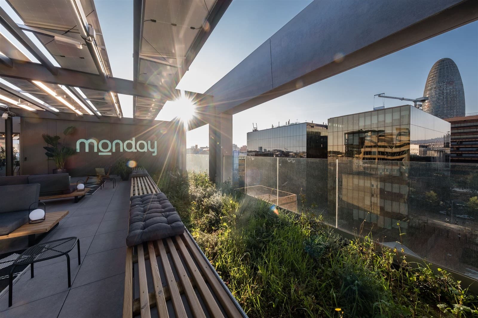 Monday Arroba interior photo 4