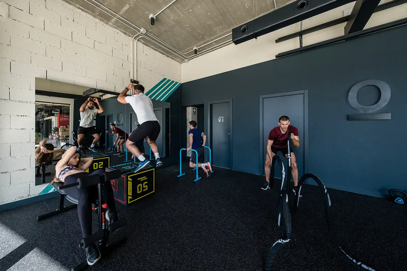 Monday Muelle Uno interior photo 4