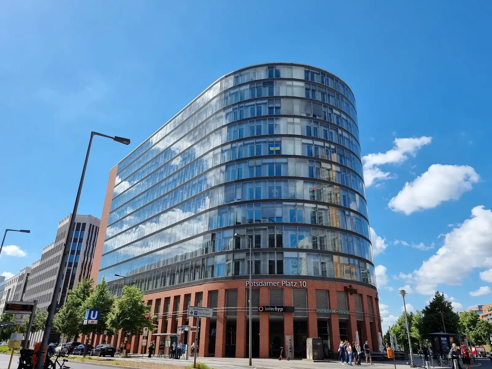 Regus Berlin Quartier Potsdamer Platz interior photo 2