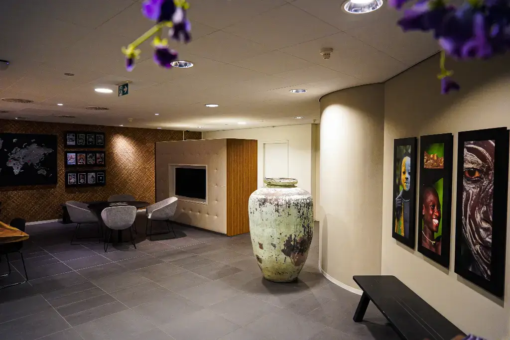 Tribes Amsterdam Amstel Station interior photo 10