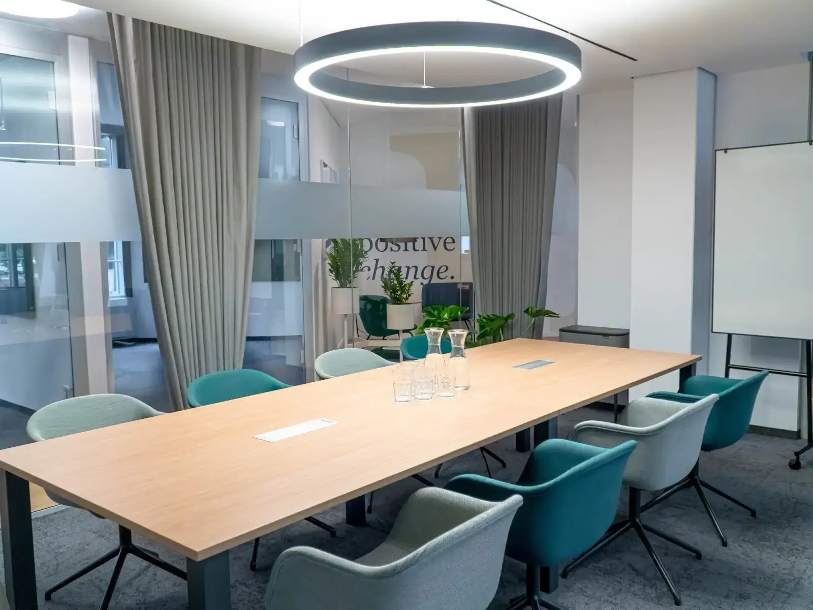 Rivvers Coworking Hamburg Atlantic Haus interior photo 3