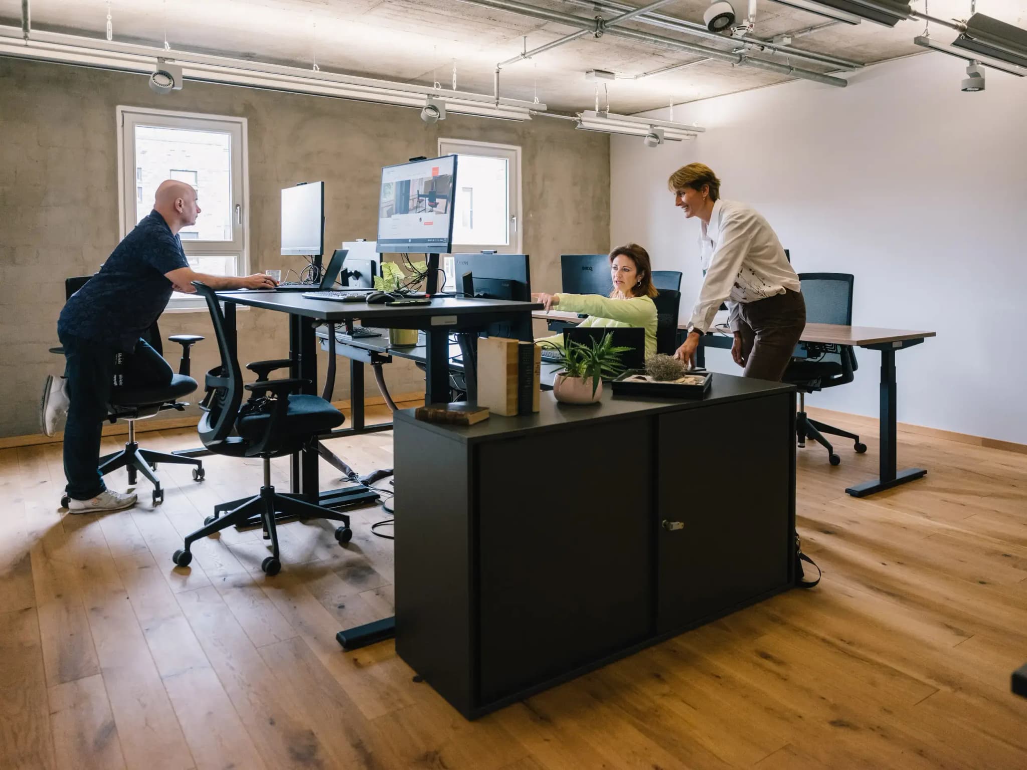 1000 Satellites Speicherstadt interior photo 4