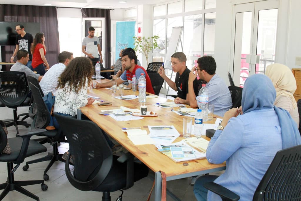 CoZi Coworking Café interior photo 4