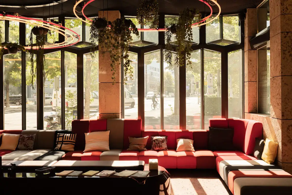 Headsquarter - The Urban interior photo 11