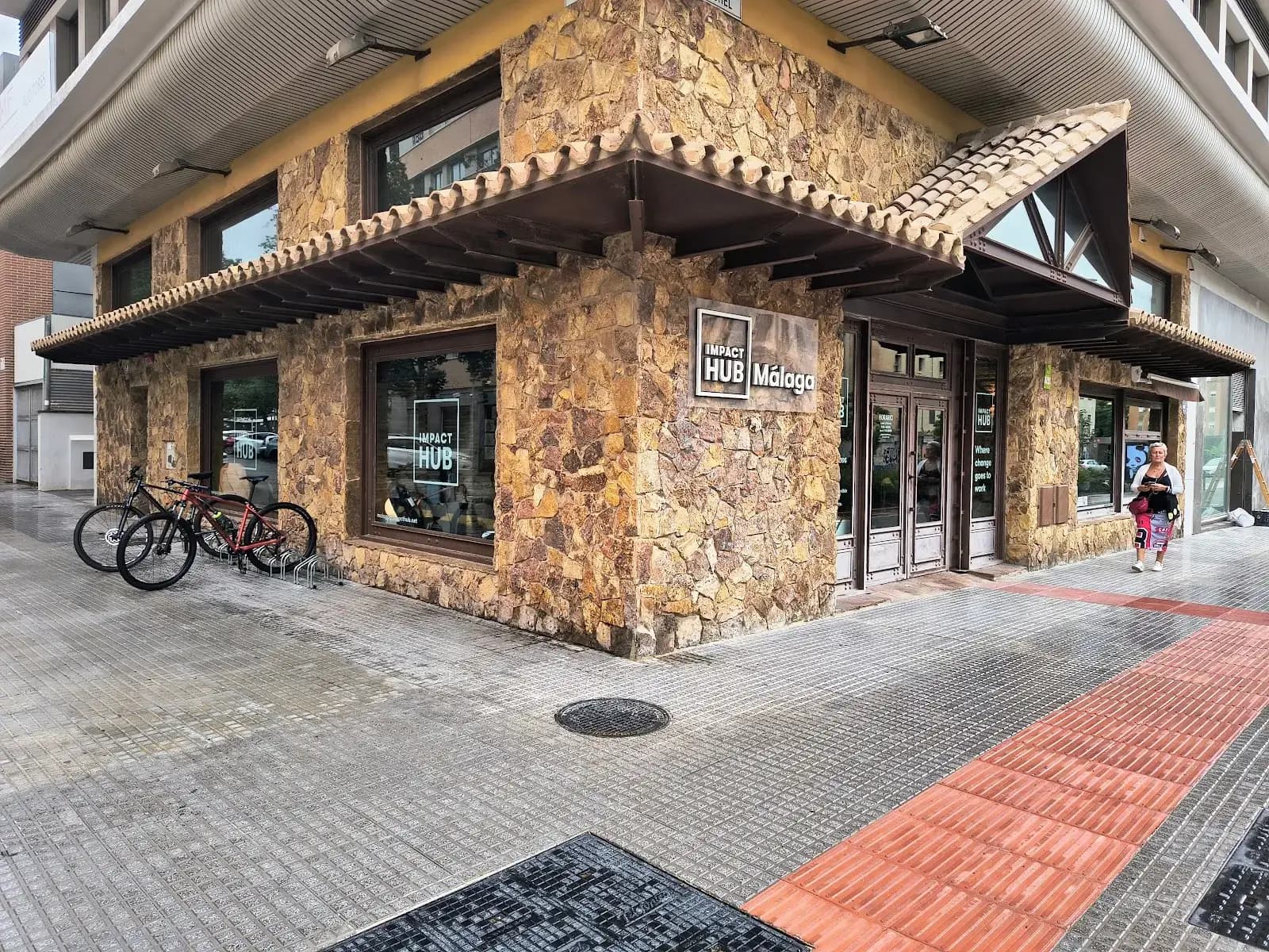 Impact Hub Málaga interior photo 2