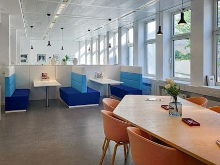 Regus Frankfurt Westend Fair interior photo 3