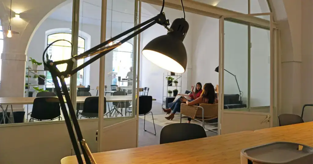 Outsite Lisbon interior photo 3