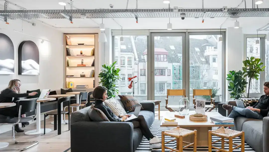 WeWork Friesenplatz interior photo 2