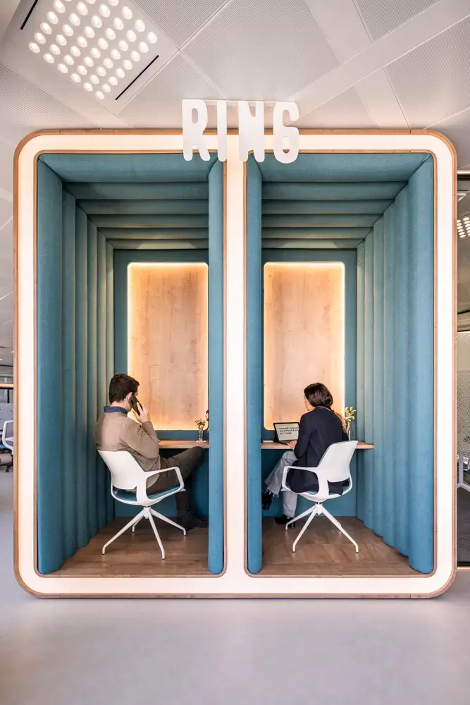 Coworking LOOM Torre Chamartín interior photo 6