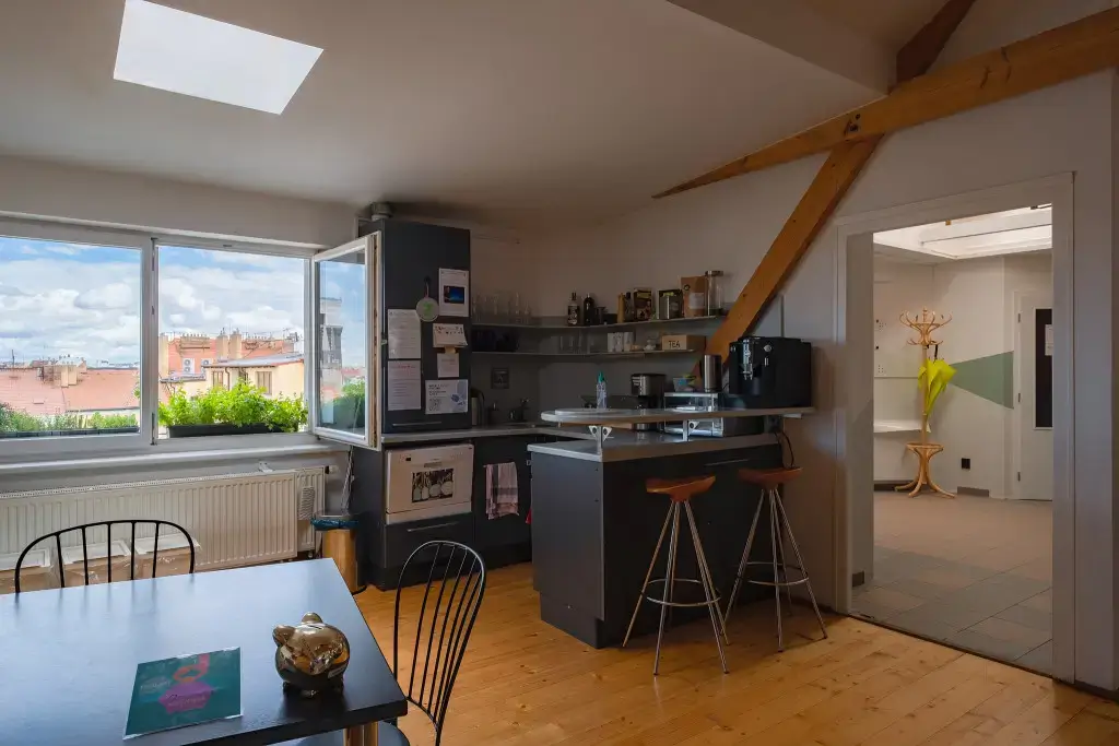 Locus Workspace interior photo 4