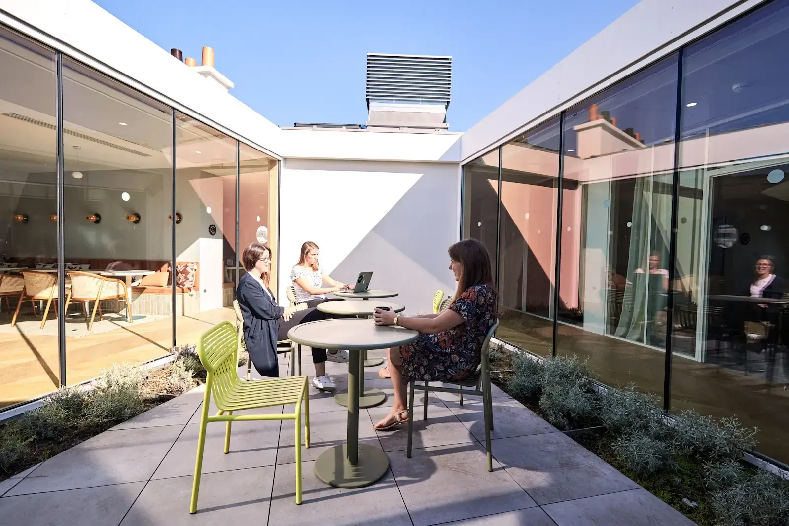 Morning, Saint-Augustin interior photo 4