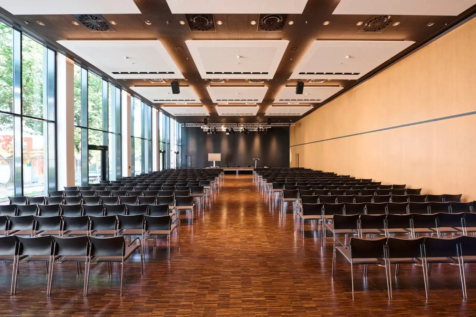 Regus Siegburg Theodor-Heuss-Straße 1 interior photo 4
