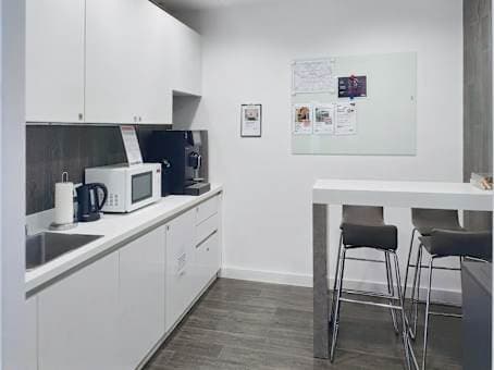 Regus Berlin Alexanderplatz interior photo 8