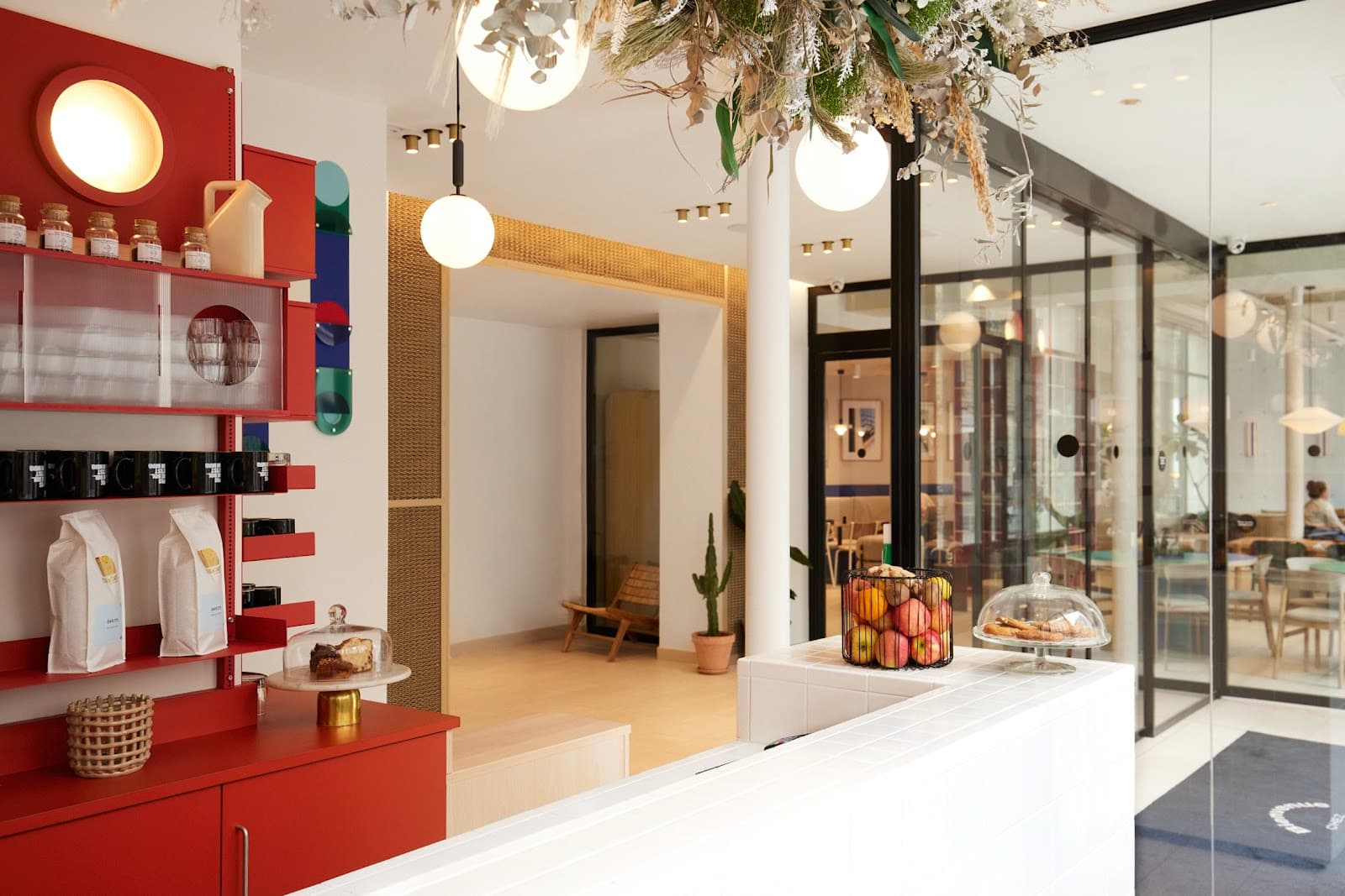 Morning, Beaurepaire interior photo 8