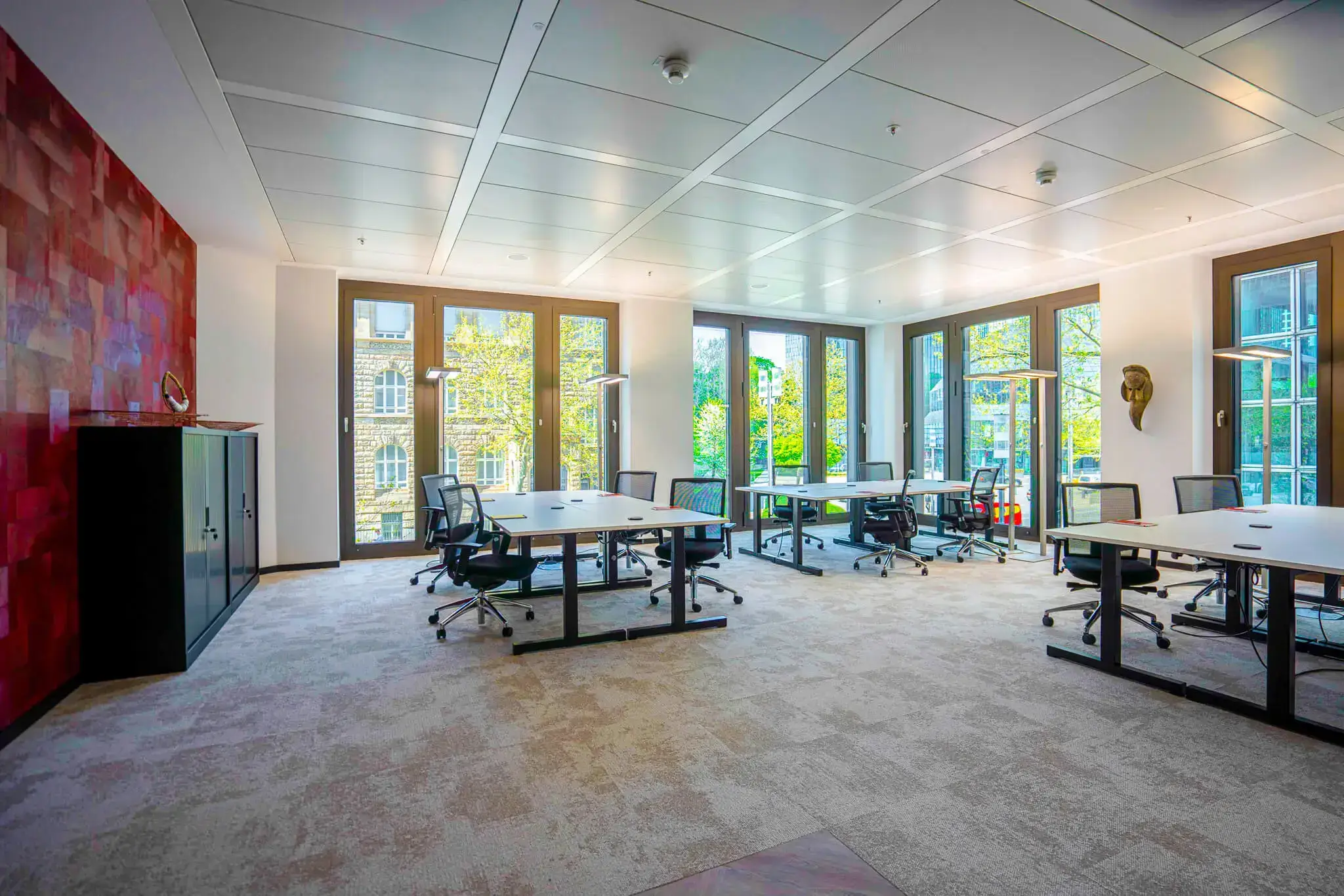 Tribes Frankfurt Marienforum interior photo 2