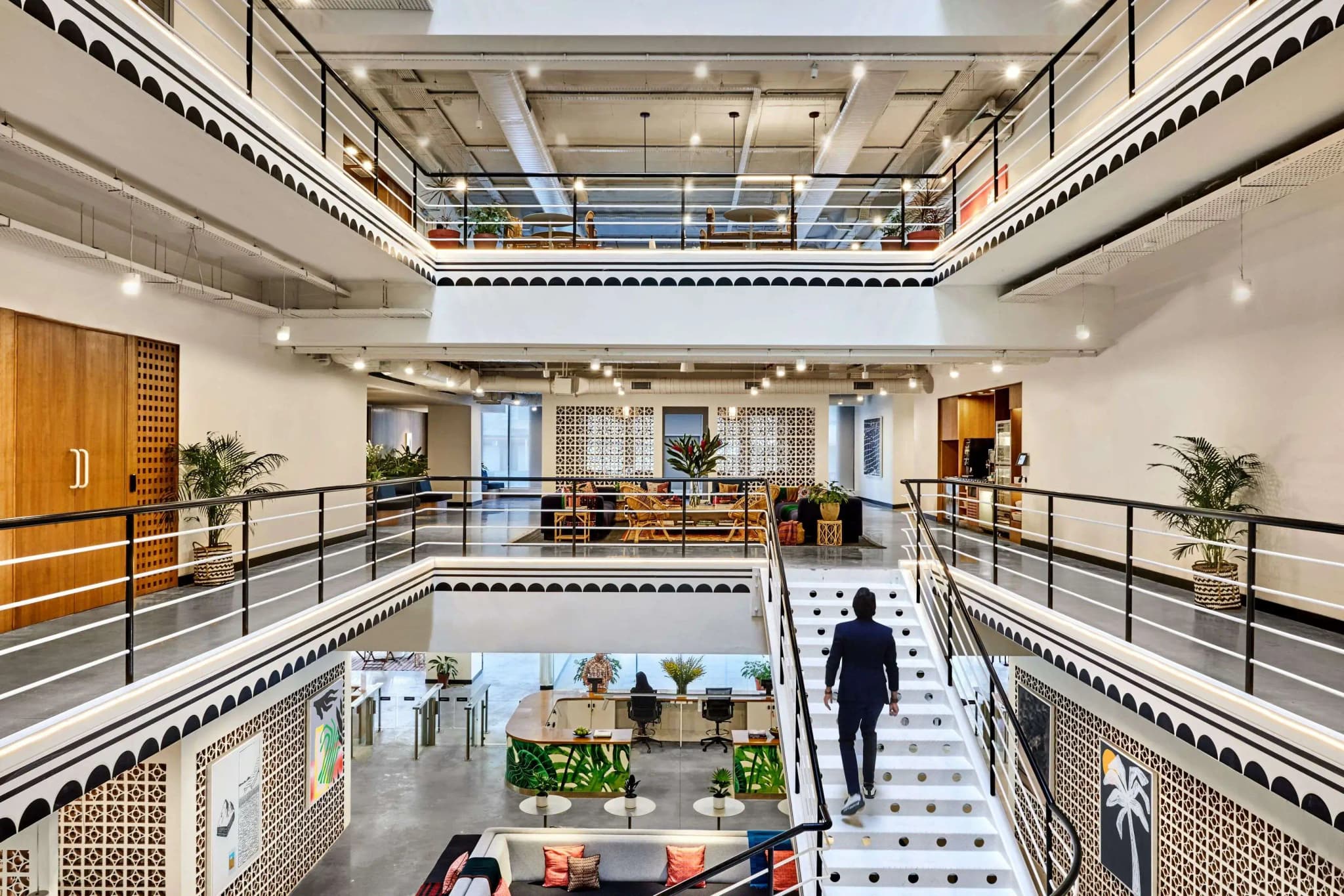 WeWork Taunusanlage interior photo 21