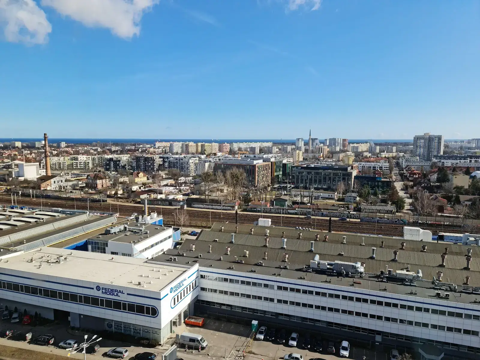 O4 Six interior photo 9