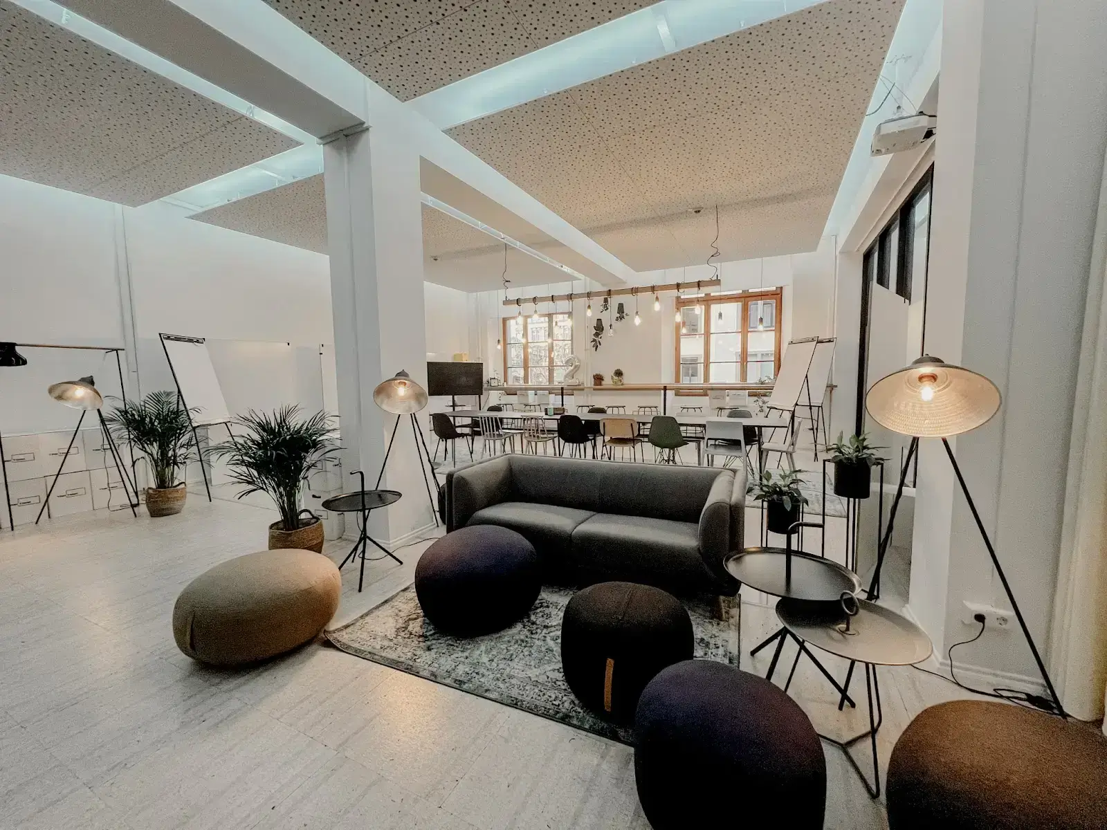 Tink Tank Coworking (Landfried) interior photo 11