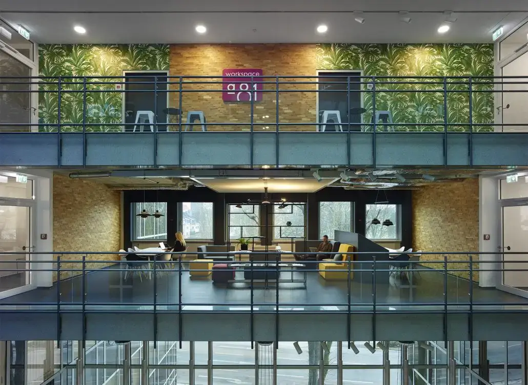 workspace A81 interior photo 3