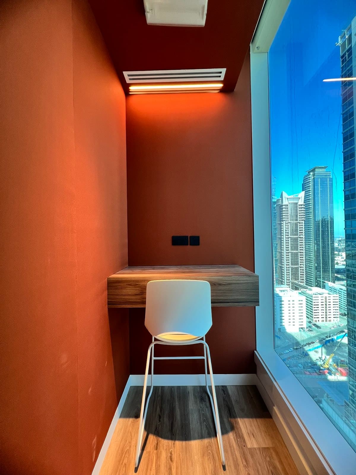 beyond Centrum Bay Gate Tower interior photo 9