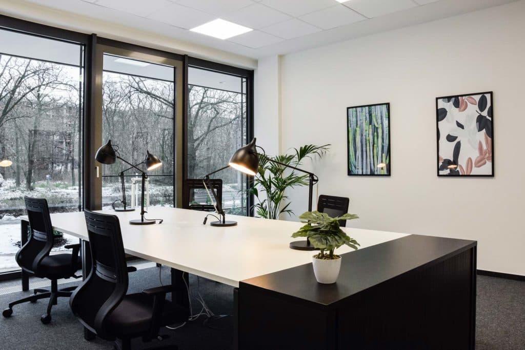 Rivvers Coworking Darmstadt Hauptbahnhof interior photo 6