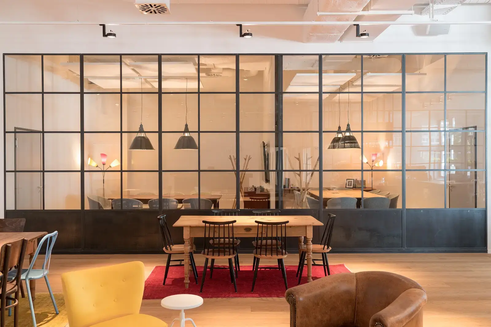 Ruby Leo Workspaces Munich interior photo 8