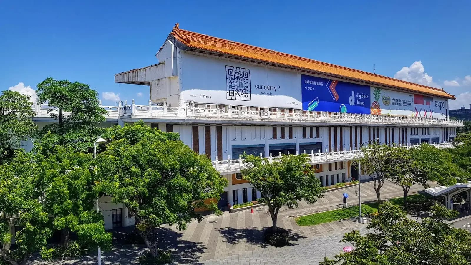 CIT interior photo 10