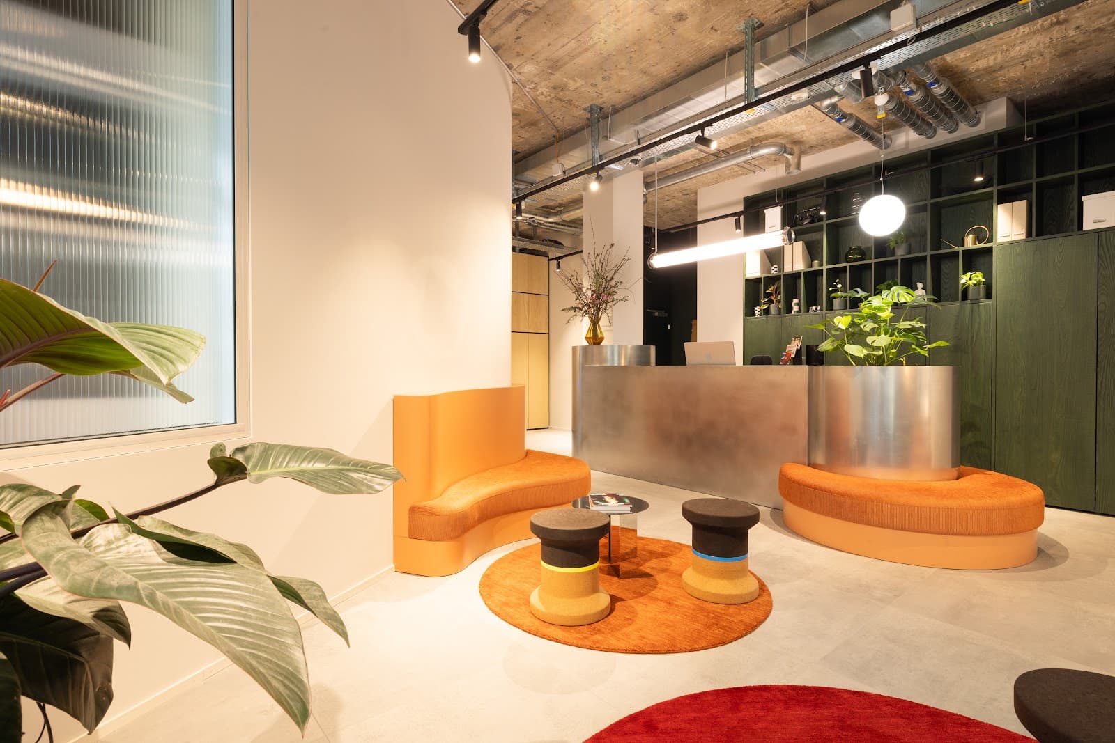 Headsquarter - The Elegant interior photo 4