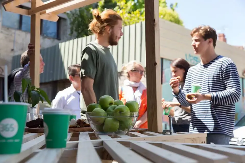 Independent Studios interior photo 5