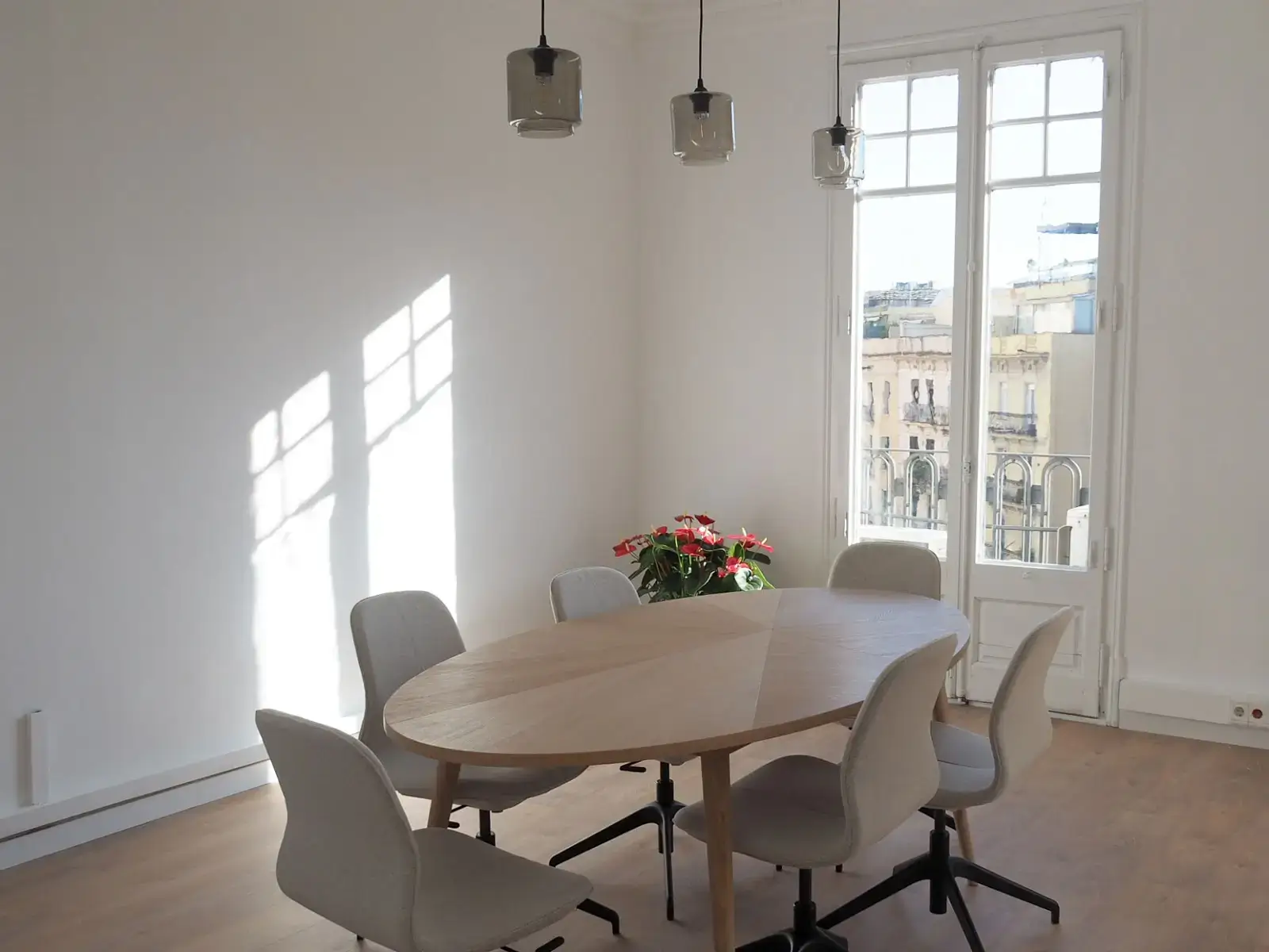 Sowo Coworking Barcelona interior photo 7