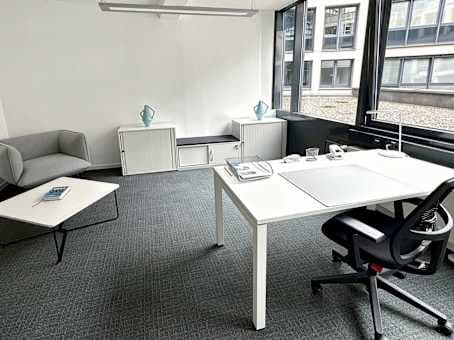 Regus Bonn Bornheimer Straße interior photo 11