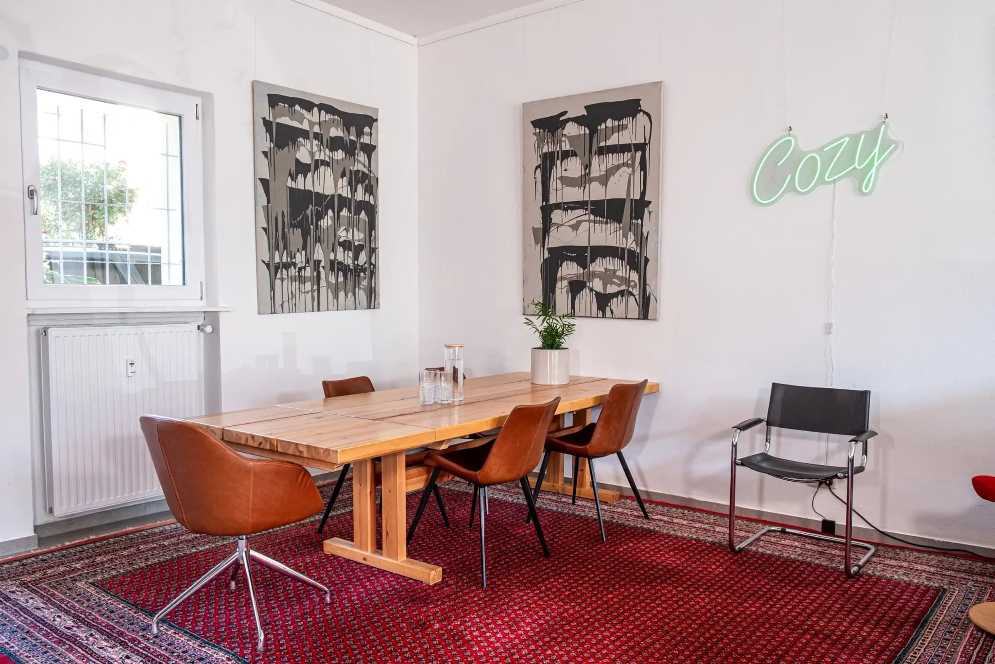 Cozy Coworking interior photo 3