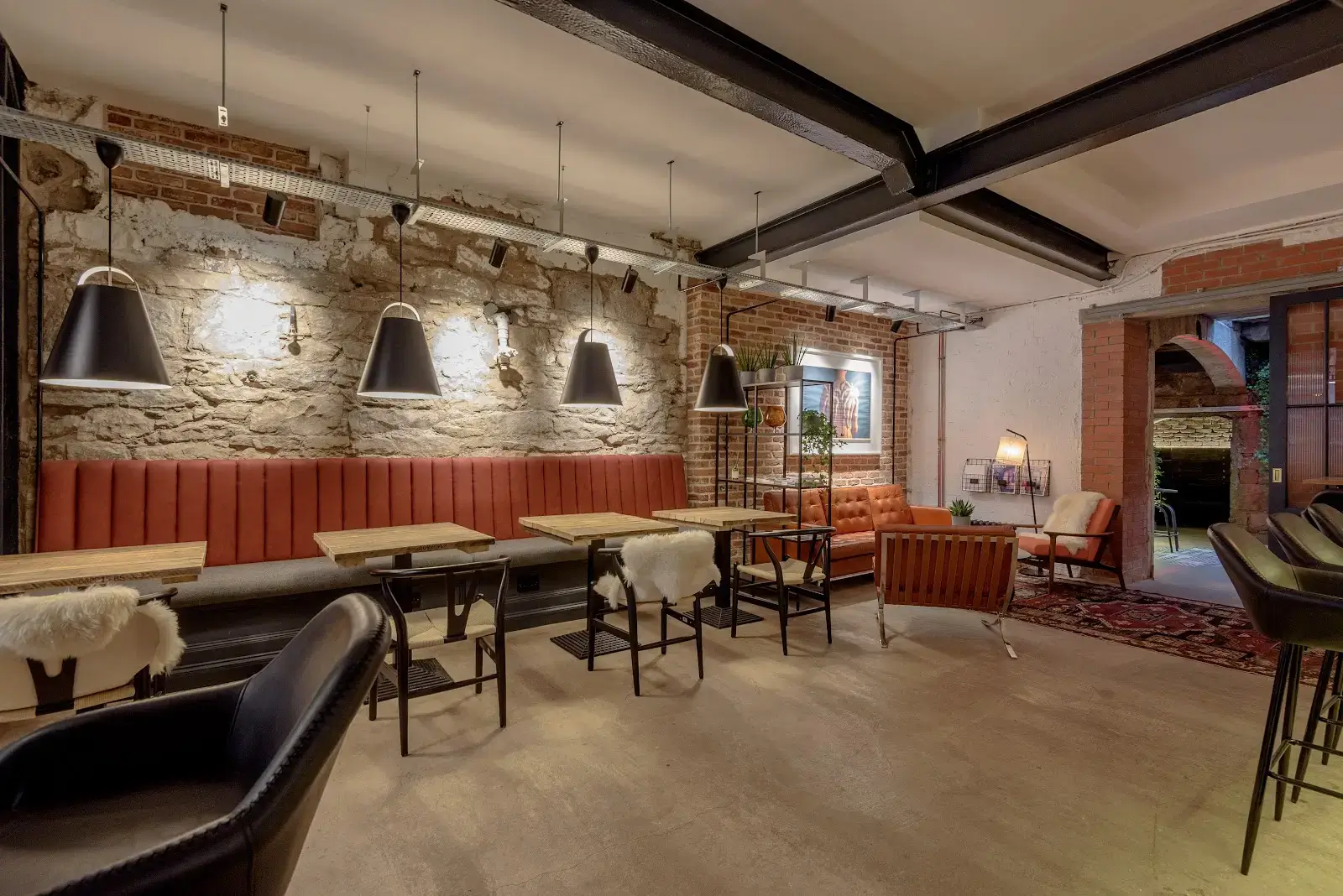 Jamaica Yard interior photo 11