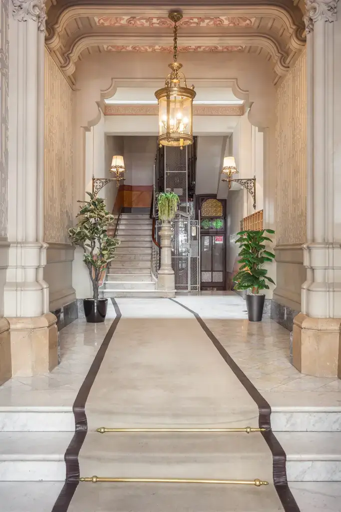 Meet BCN - Coworking Space in Barcelona interior photo 8