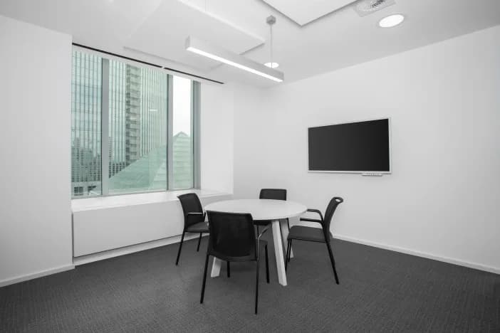 Regus Frankfurt Messeturm interior photo 6