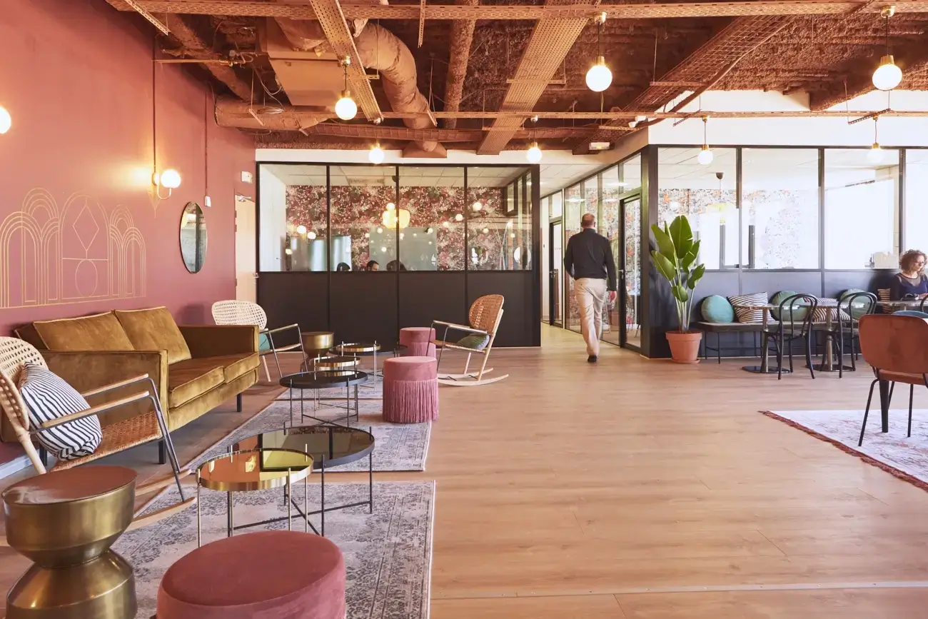 Morning, Montparnasse interior photo 8