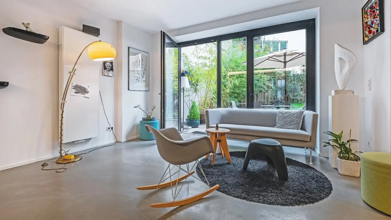 Wertheim Cologne Coworking Space interior photo 6