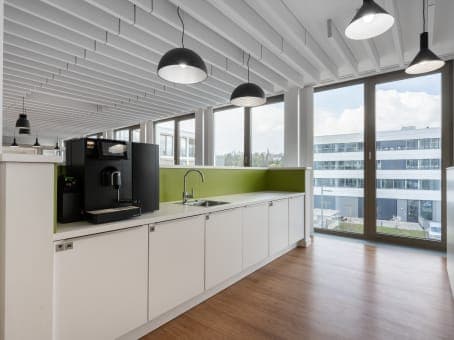 Regus Wiesbaden Connect interior photo 4