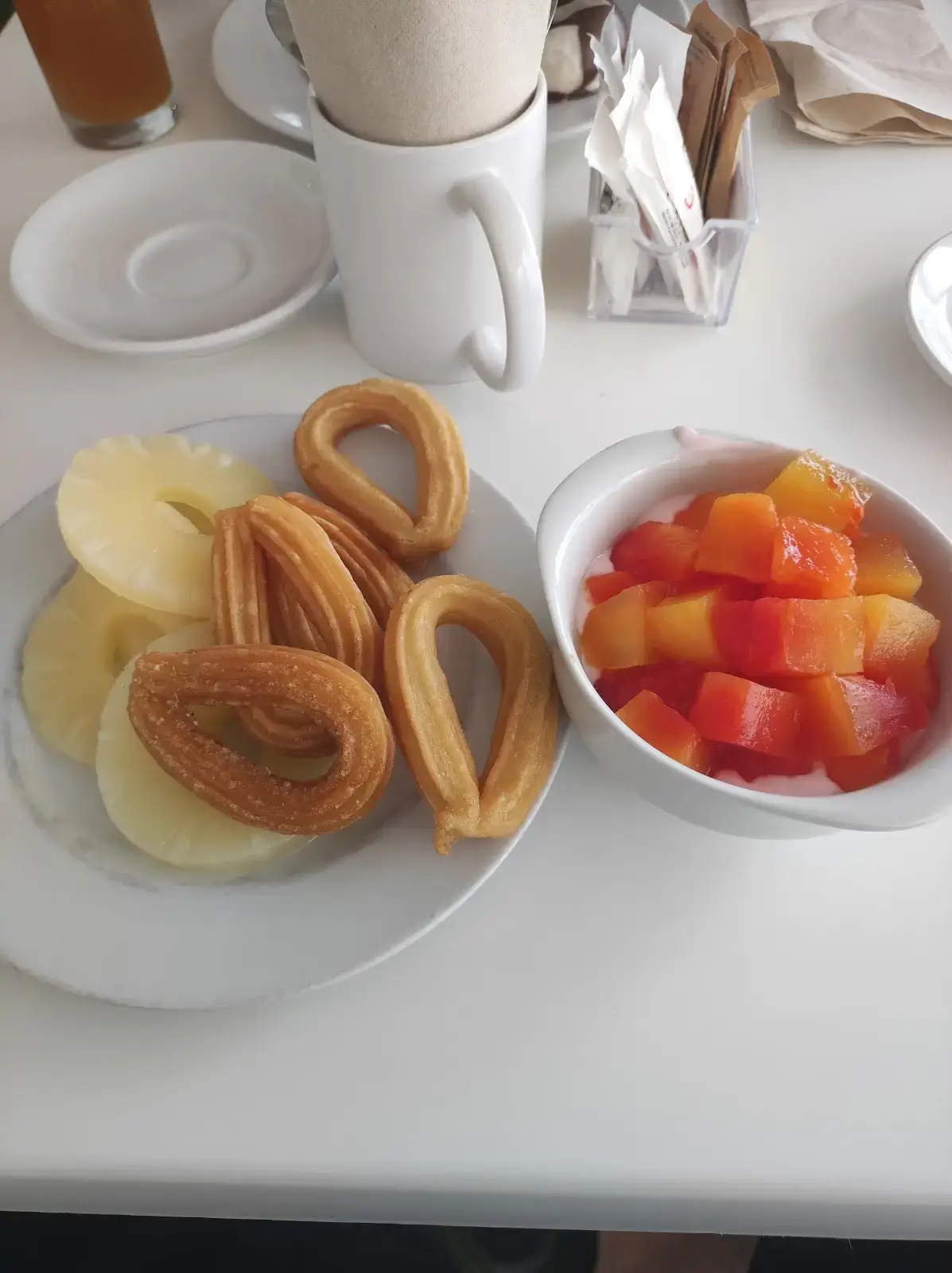 Coliving and Surfing interior photo 4