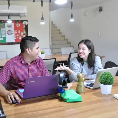 WorkHere! Coworking interior photo 7