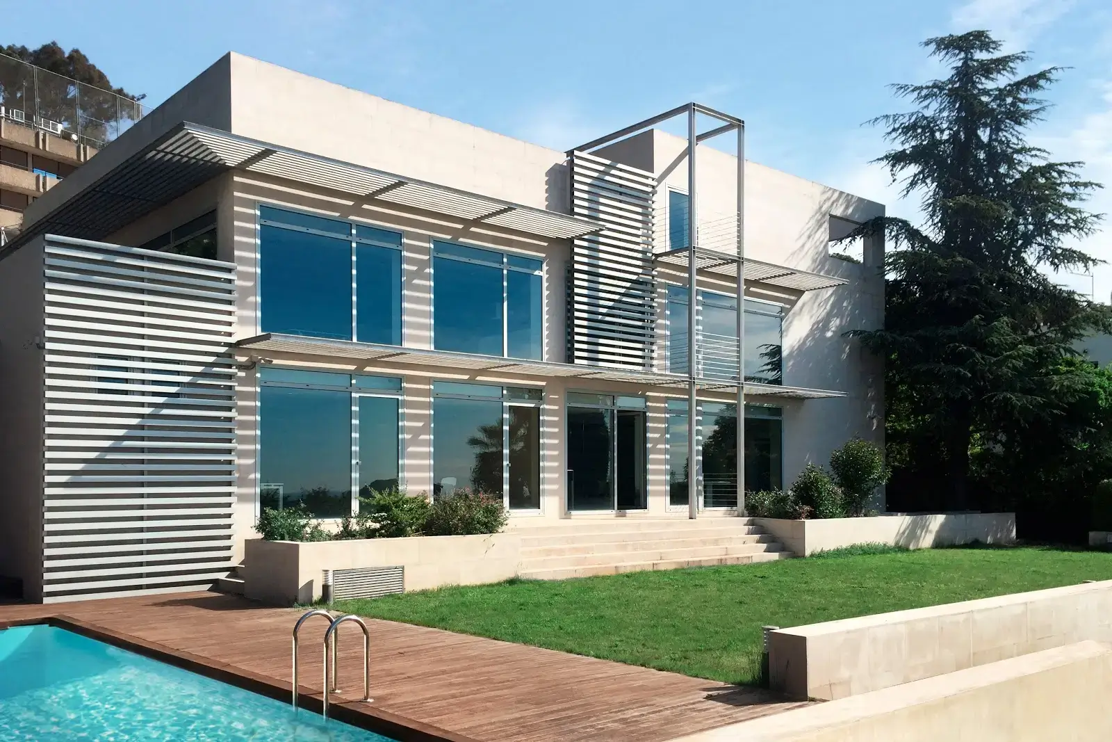 Monday Tibidabo interior photo 6