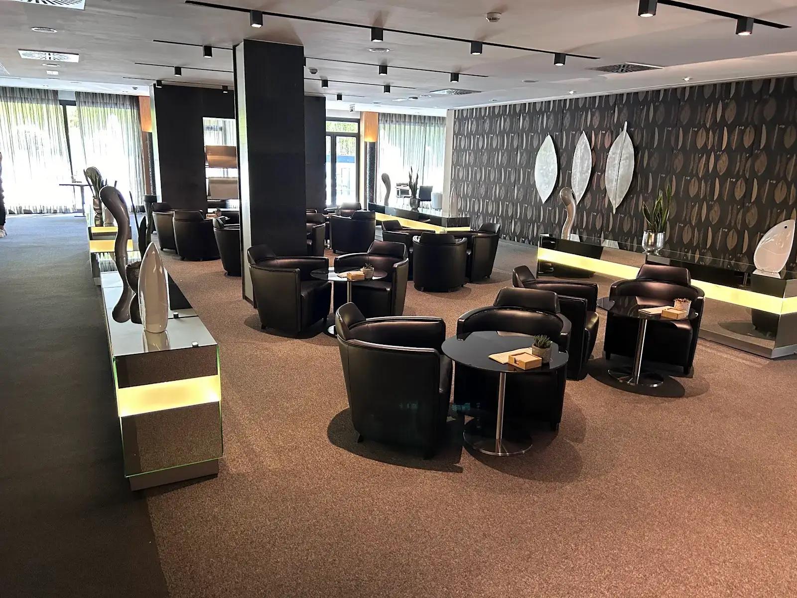 Spaces - Madrid Atocha Estación interior photo 4