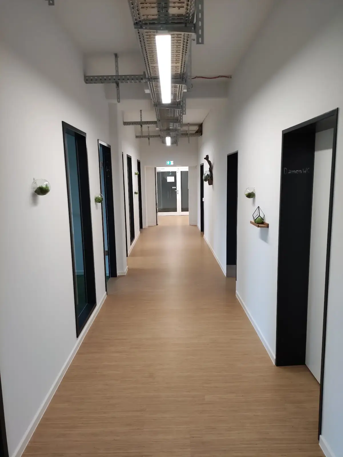 Rivvers Coworking Duisburg‑Ruhrort interior photo 3