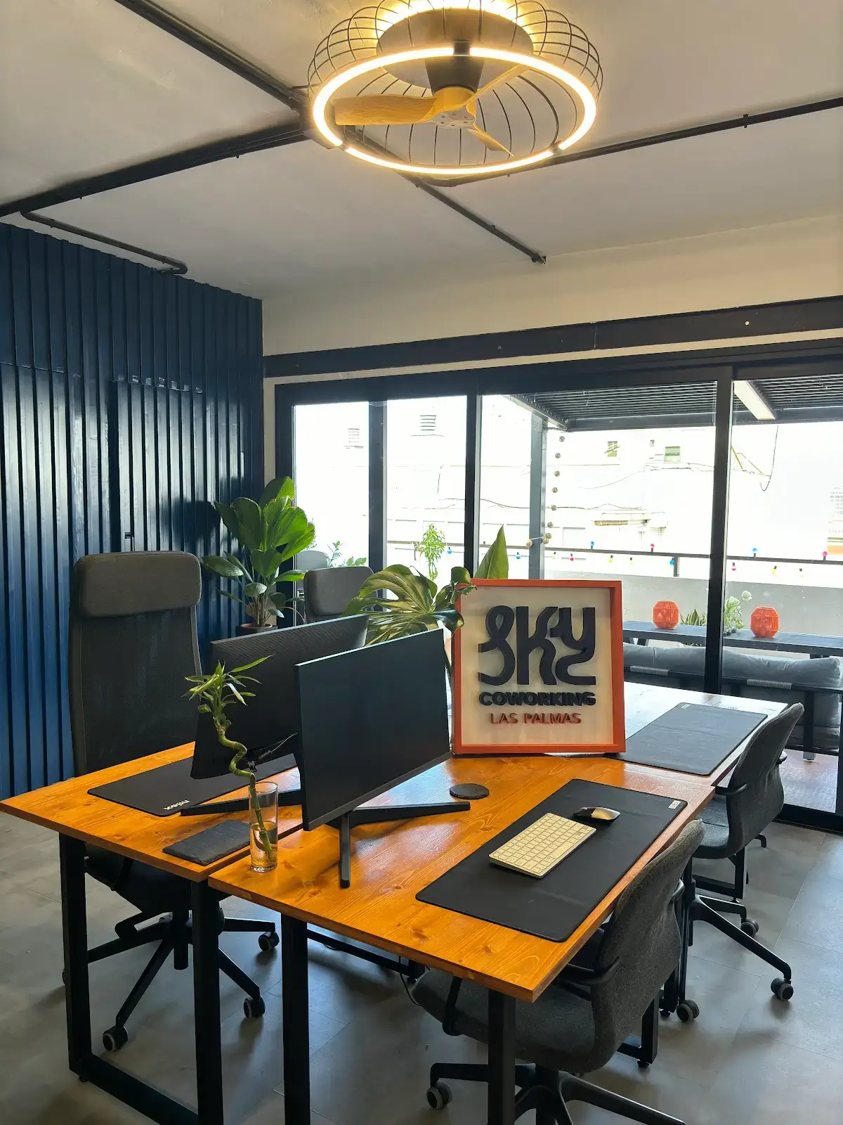 Sky Coworking Las Palmas interior photo 2