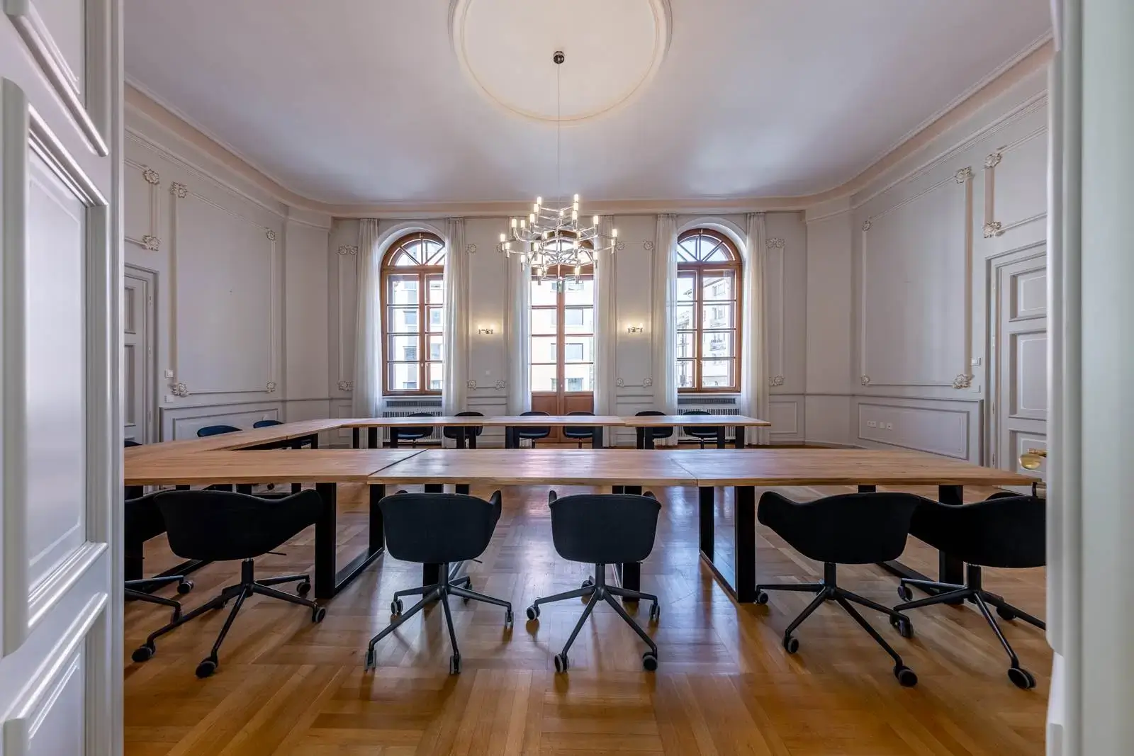 The Pier interior photo 4