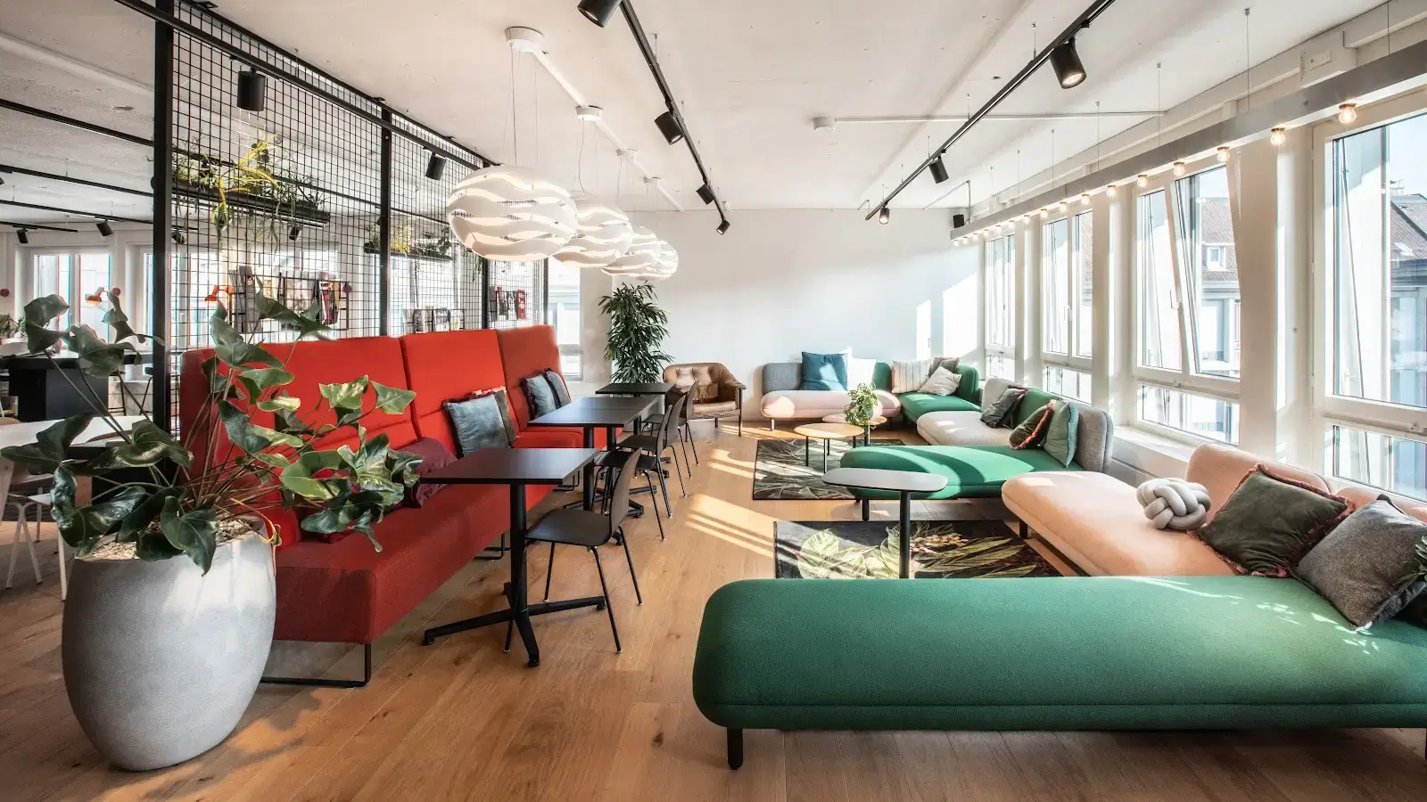 Headsquarter - The Historic interior photo 4