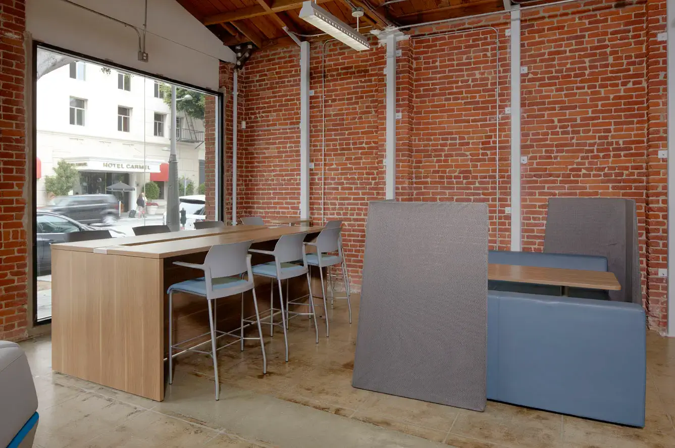 BLANKSPACES SM interior photo 7