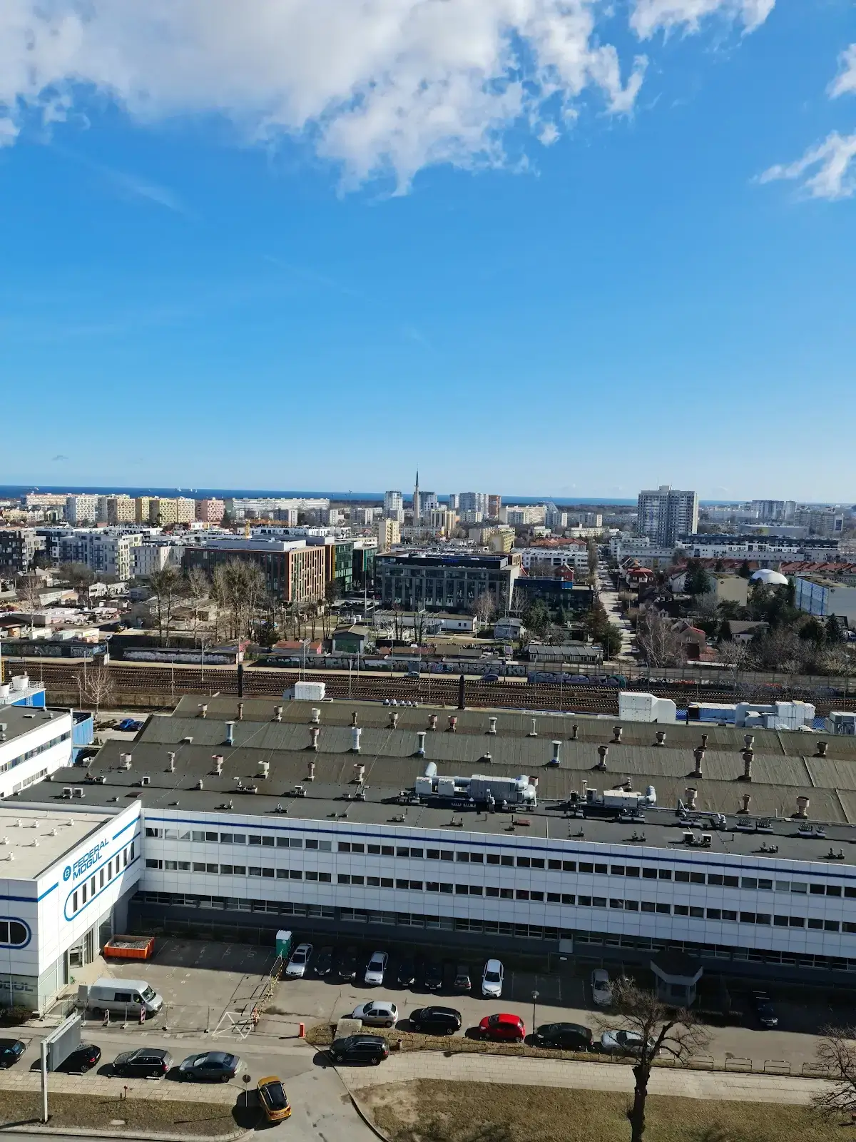 O4 Six interior photo 8