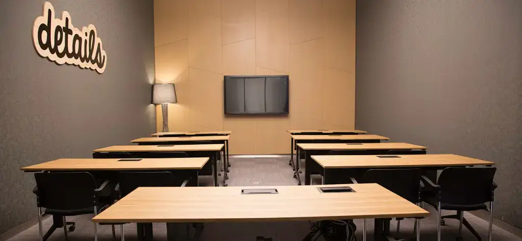 Workinton Next Level interior photo 3