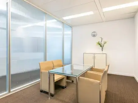 Regus Frankfurt OpernTurm interior photo 8
